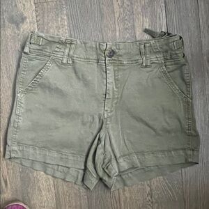 BKE by Buckle Women's Army Green Shorts Size 27 NWOT